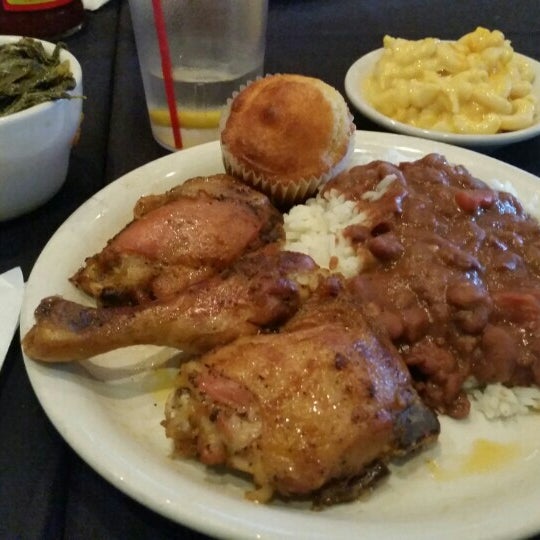 Photo taken at 6978 Soul Food by Pennie S. on 2/6/2016