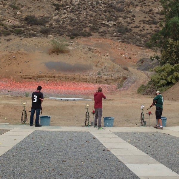 11/16/2013にMichael L.がP2K Shooting Rangeで撮った写真