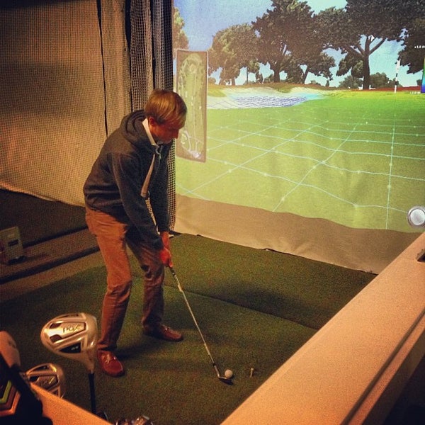 Photo taken at Eagle Club Indoor Golf by :) on 7/17/2013