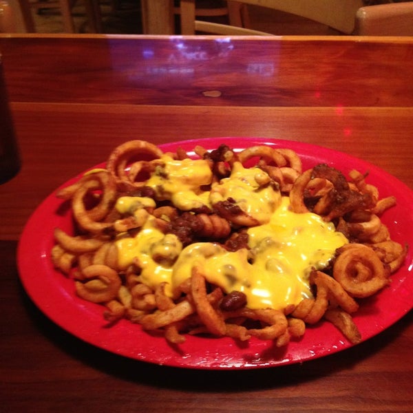 Photos at Wing House Bar & Grill 23 tips