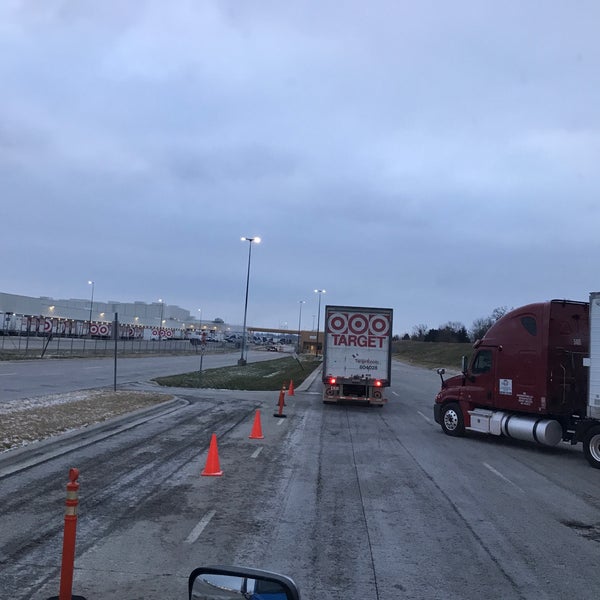 Target Distribution Center Structure