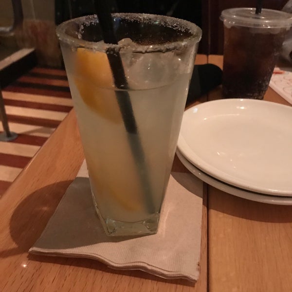 Photo taken at BJ&#39;s Restaurant &amp; Brewhouse by Falen M. on 8/21/2017