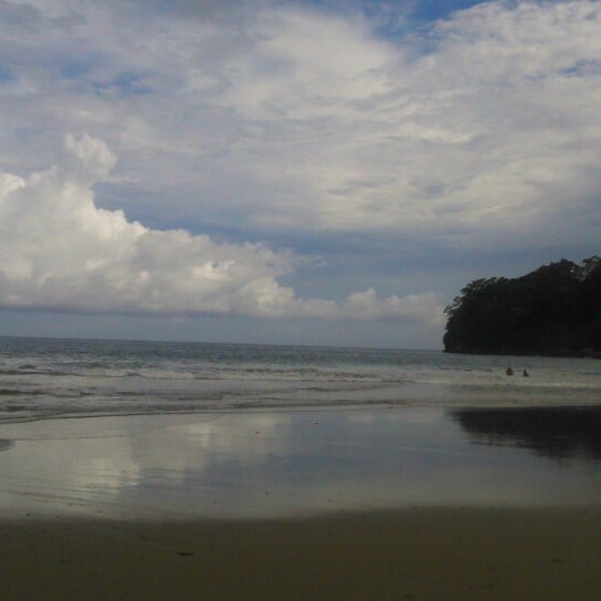 Pantai Lenggoksono - Pantai Wediawu - Pantai Bolu Bolu ...