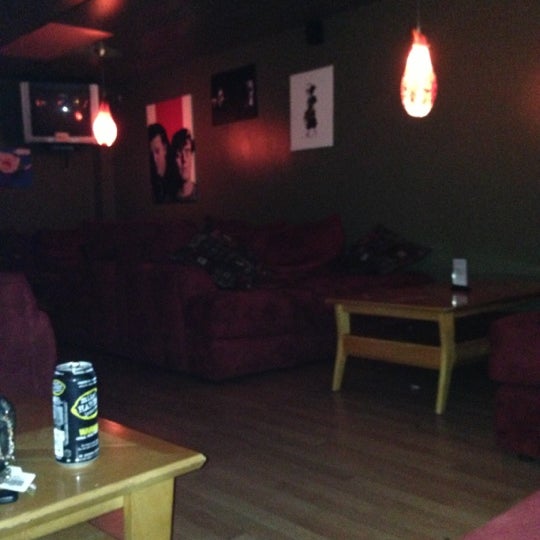 Photo taken at Blue Lizard Hookah Lounge by Joshua E. on 12/18/2012