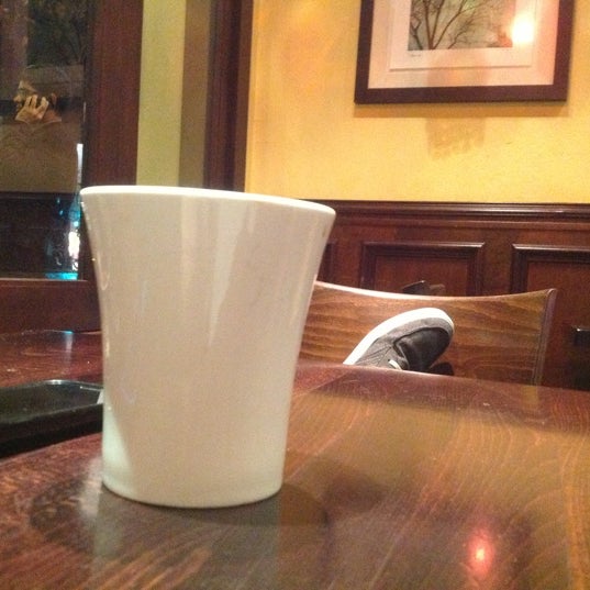 12/12/2012 tarihinde William M.ziyaretçi tarafından Cafe Epi'de çekilen fotoğraf