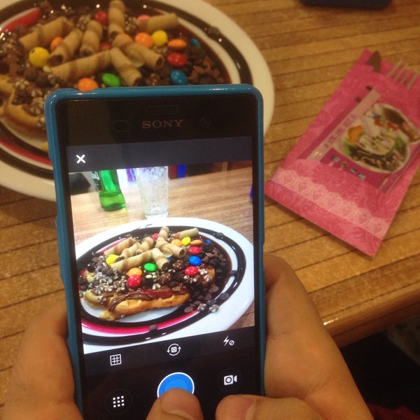 12/23/2014 tarihinde Önder G.ziyaretçi tarafından Meriday Waffle'de çekilen fotoğraf
