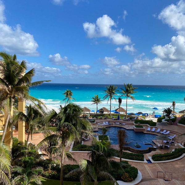 Снимок сделан в Grand Hotel Cancún managed by Kempinski. пользователем Intersend 1/4/2022