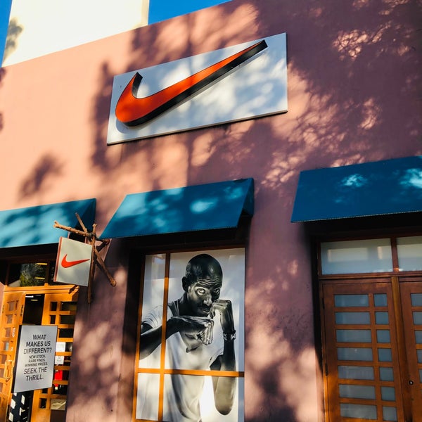 alpine nike outlet