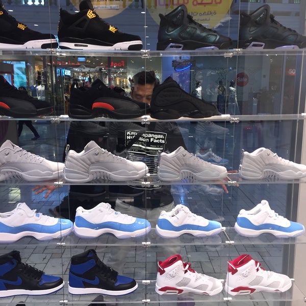 Foot Locker Shoe Store in Doha