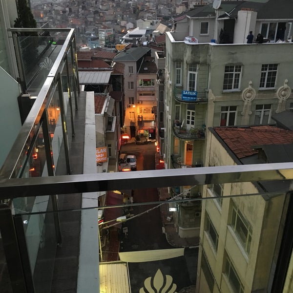 11/11/2016 tarihinde Elena K.ziyaretçi tarafından Konak Hotel'de çekilen fotoğraf