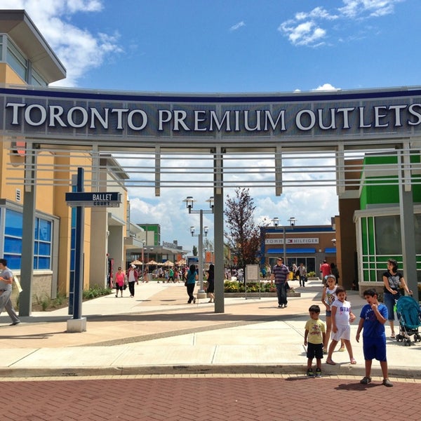 gap toronto premium outlet