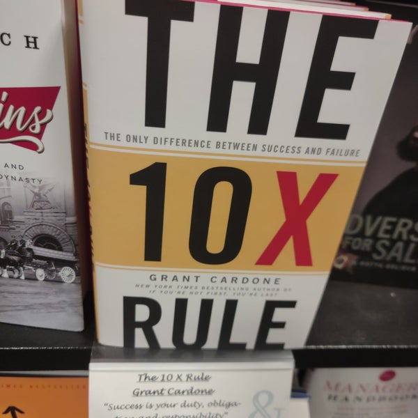 Barnes & Noble Booksellers Ala Moana Kakaako 1450 Ala Moana Blvd