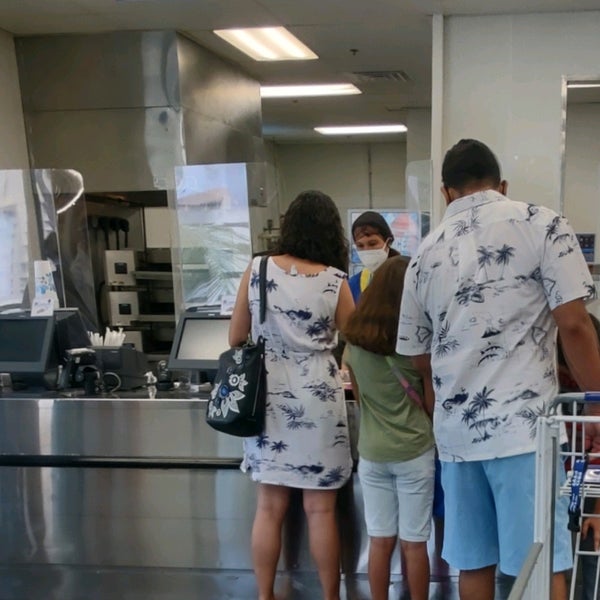 Photos at Sam's Club Ala Moana Kakaako 750 Keeaumoku St