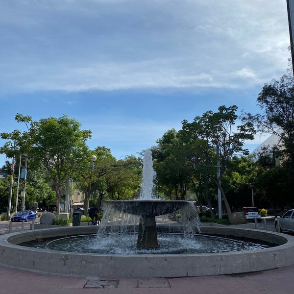 Foto tomada en Paseo Chapultepec  por Delfi S. el 2/16/2020