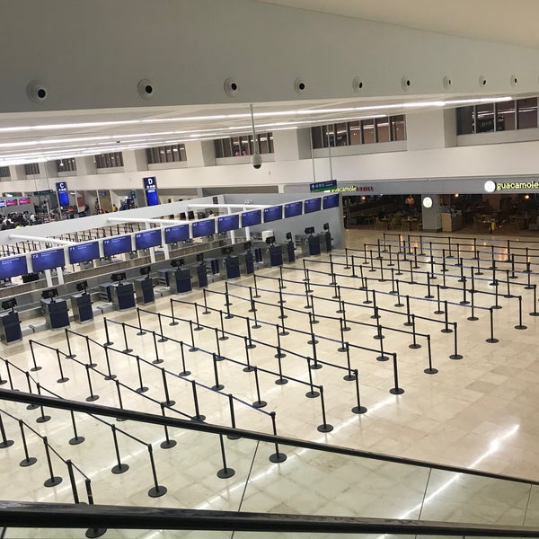 Photo prise au Aeropuerto Internacional de Cancún (CUN) par Delfi S. le11/11/2019