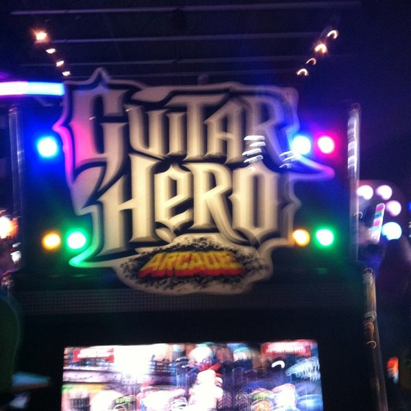 Photo taken at Dave &amp; Buster&#39;s by Daniel T. on 12/29/2012