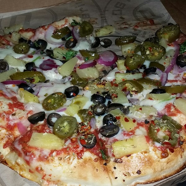 Pieology Pizzeria Foothill Crossing Victoria Rancho Cucamonga, CA