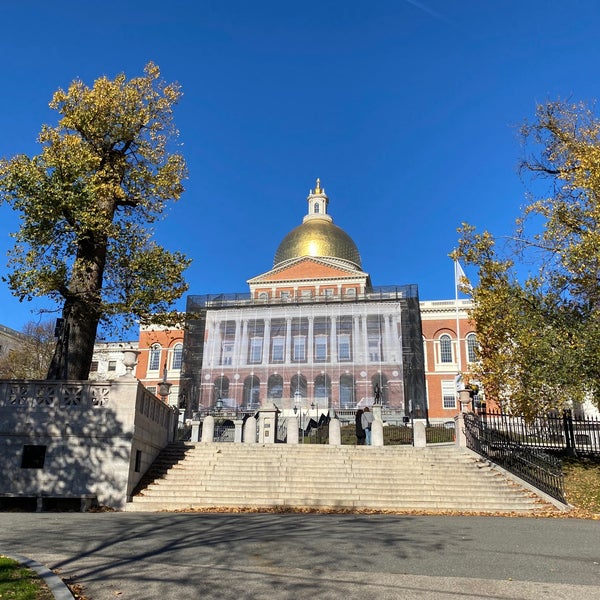 รูปภาพถ่ายที่ Massachusetts State House โดย Mihhail R. เมื่อ 11/20/2021