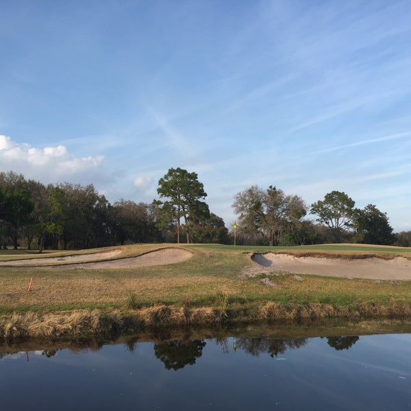 Foto scattata a Disney&#39;s Magnolia Golf Course da Robert C. il 2/25/2015