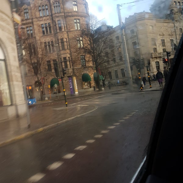 Foto diambil di Hotel Diplomat Stockholm oleh Kseniya_Esya B. pada 1/3/2018