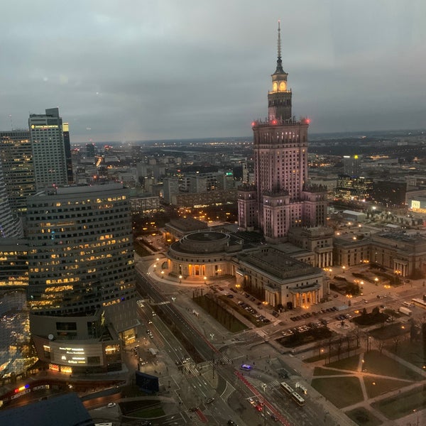 Foto tirada no(a) Marriott Warsaw por Rick W. em 2/7/2021