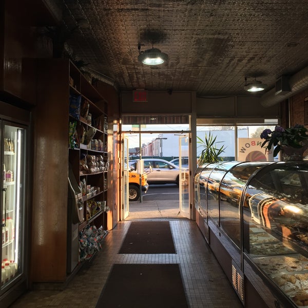 Photos at Dyker Park Hot Bagels Dyker Heights Brooklyn, NY