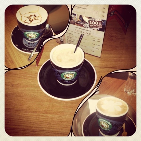 รูปภาพถ่ายที่ Coffeeshop Company โดย Krisztián V. เมื่อ 2/21/2013