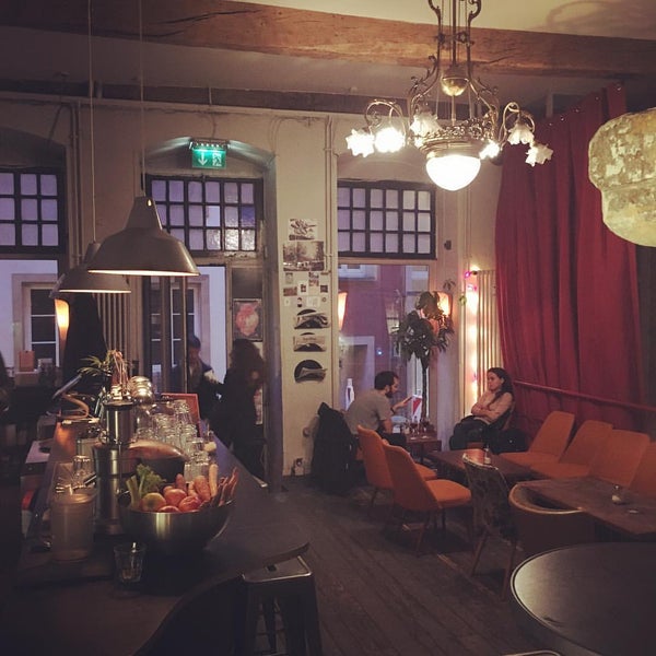 Foto diambil di Konrad Café &amp; Bar oleh Nerijus K. pada 11/23/2016