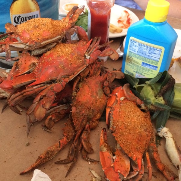 The all you can eat blue crabs are great. My wife had the crabcakes and said they were exceptional! We highly recommend the Blue Crab.