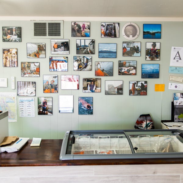 Alaskan Prides Seafood Fish Market in Glendale