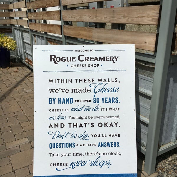 6/16/2016 tarihinde Deb A.ziyaretçi tarafından Rogue Creamery'de çekilen fotoğraf