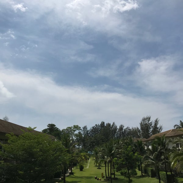 Manathai Khao Lak