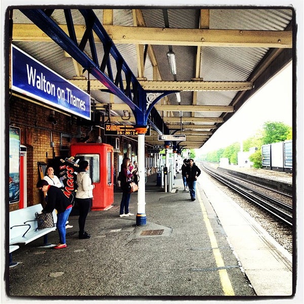 Train Stops Near Me Walton-On-Thames Railway Station (Wal) - Train Station