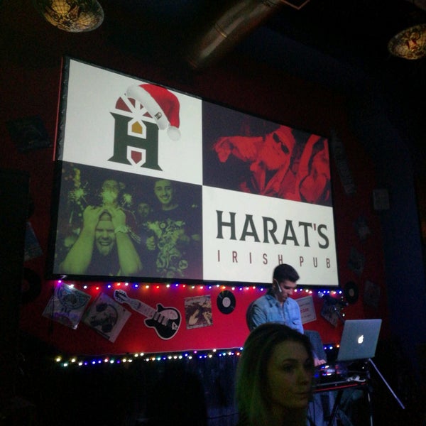 12/21/2019에 Ella🍭님이 Harat&#39;s Pub에서 찍은 사진