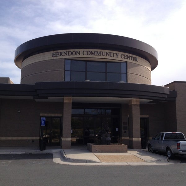 Herndon Community Center Playground in Herndon