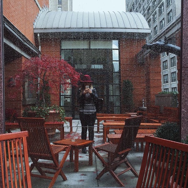 11/24/2014에 Alyssa B.님이 Hotel Giraffe에서 찍은 사진