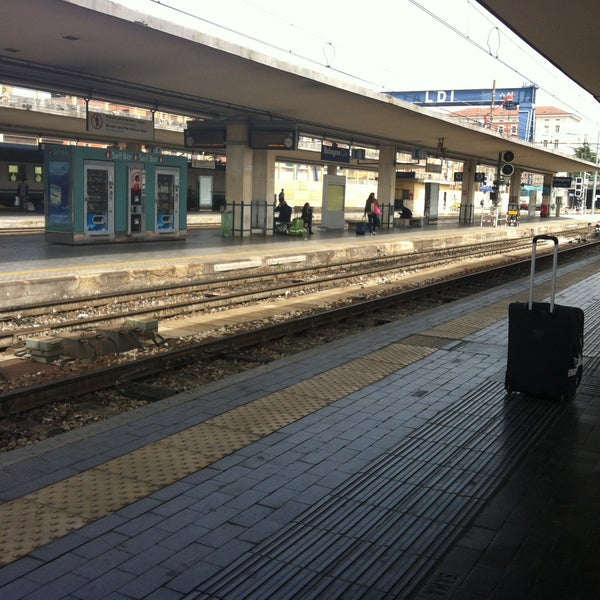 Stazione Bologna Centrale Estación de ferrocarril en Bologna