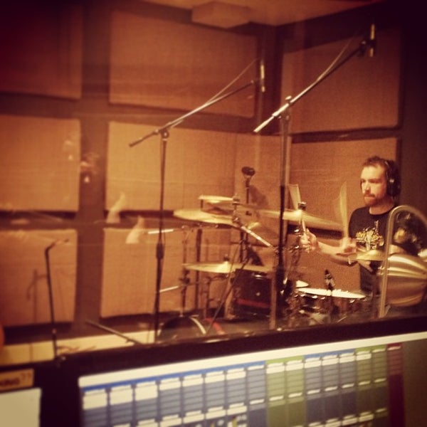 Photo taken at Resonate Music School &amp; Studio by Justin M. on 2/24/2013