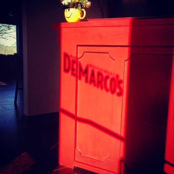 Foto diambil di DeMarco&#39;s Restaurant and Bar oleh Clay A. pada 2/26/2013