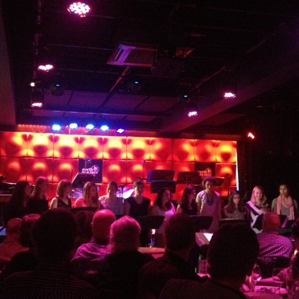 6/27/2013에 Aslı B.님이 North Sea Jazz Club에서 찍은 사진