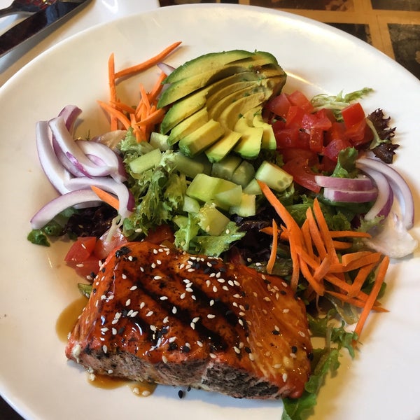 Recommended: teriyaki salmon salad. 😋
