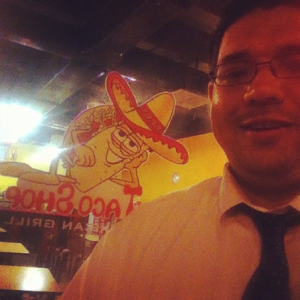 2/27/2013에 Martin C.님이 Taco Shop Mexican Grill에서 찍은 사진