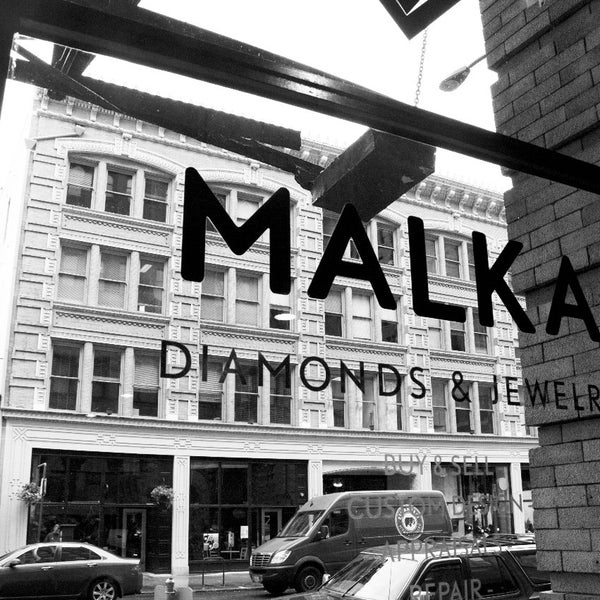Foto tomada en Malka Diamonds &amp; Jewelry  por Malka Diamonds &amp; Jewelry el 6/14/2017