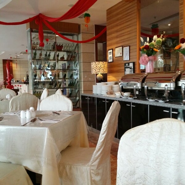 Гаврош ресторан ростов-на-дону. Ля бистро. Ле бистро ростов. Кафе ле бистро. Ле бистро ростов на дону ресторан.