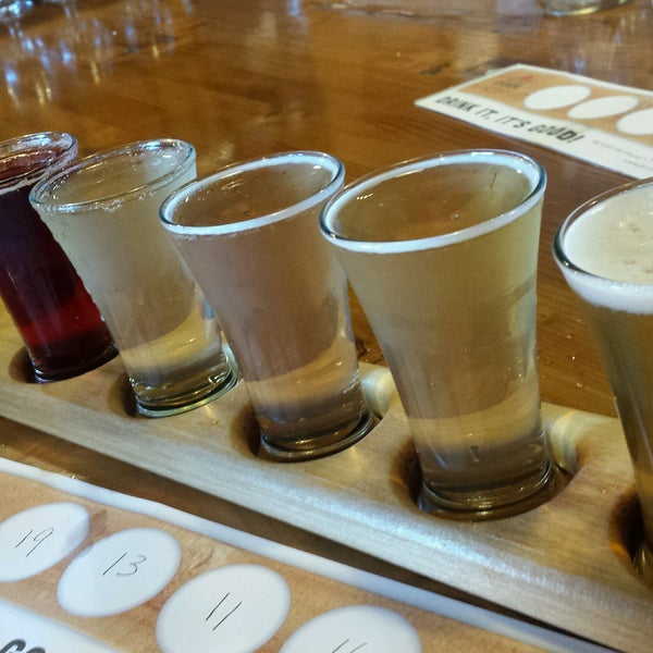 Photo taken at Portland Cider House by Samlee G. on 7/25/2016