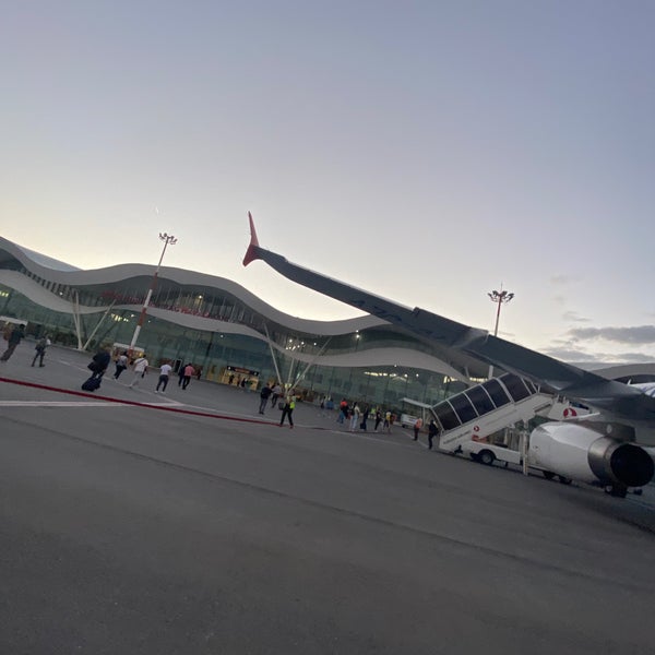 รูปภาพถ่ายที่ Sivas Nuri Demirağ Havalimanı (VAS) โดย M.Raşid Ç. เมื่อ 9/17/2022