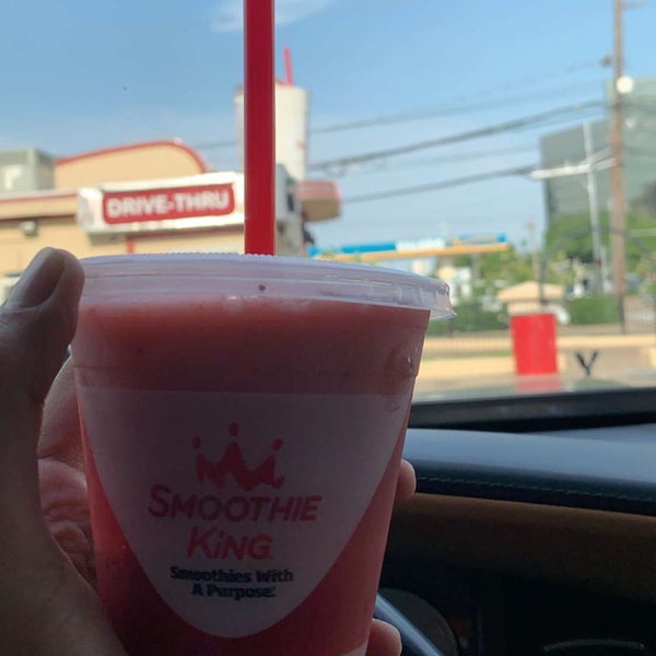 Das Foto wurde bei Smoothie King von AM am 6/9/2019 aufgenommen