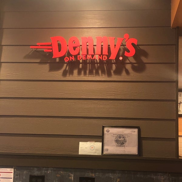 Denny's - 11037 International Dr