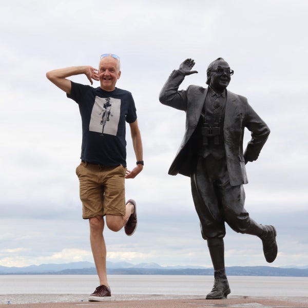Eric Morecambe Statue - 6 tips