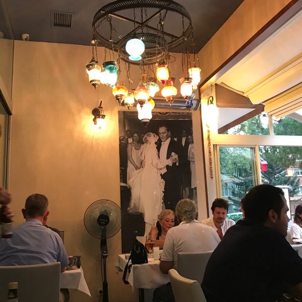 Foto scattata a Antakya Restaurant da Dilara Ö. il 8/4/2017